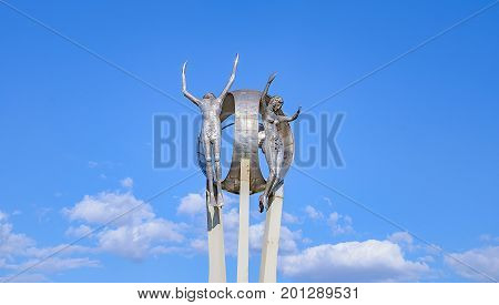 Monument O Passageiro In Londrina City