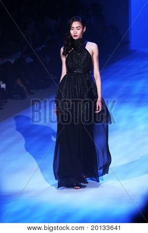NEW YORK-február 12: Mercedes-Benz FashionWeek bemutatja Christian Siriano gyűjtemények Bryant Pa