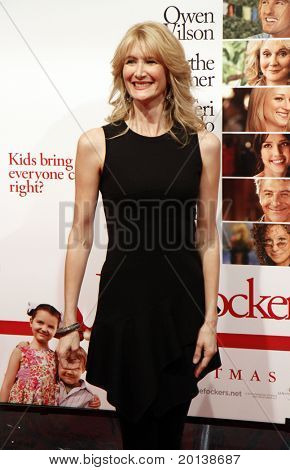 NEW YORK - 15 Aralık: Laura Dern katılır Ziegfeld inci, 