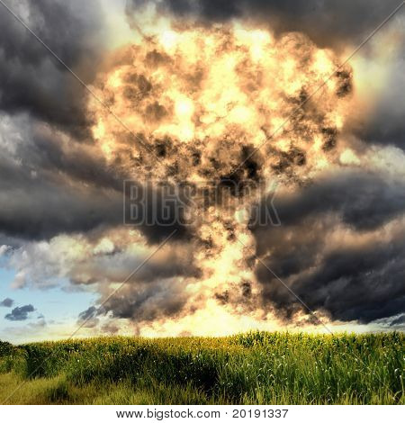 Nucleaire explosie in een outdoor omgeving. Symbool van bescherming van het milieu en de gevaren van nucle