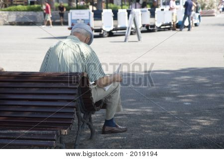 Alter Mann lesen