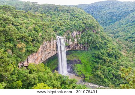 Beautiful View Of Caracol Waterfall (snail Waterfall) - Canela- Rio Grande Do Sul - Brazil