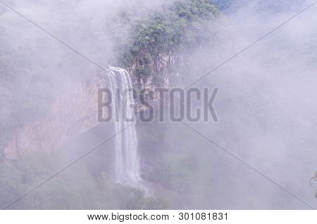 Beautiful View Of Caracol Waterfall (snail Waterfall) - Canela- Rio Grande Do Sul - Brazil