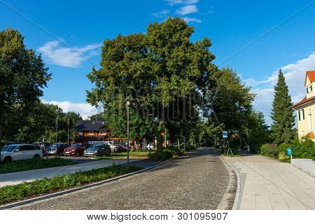 Senftenberg (brandenburg), Germany - July 07, 2014: Street Of A Provincial Town In Summer.