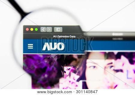 Richmond, Virginia, Usa - 9 May 2019: Illustrative Editorial Of Au Optronics Corp Website Homepage. 