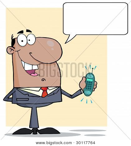 울리는 휴대 전화를 들고 히스패닉 사업가 이야기