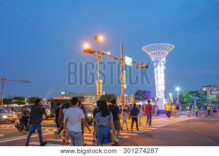 Tainan, Taiwan - April 13, 2019 : Tainan Flower Night Market Or Garden Night Market, Is A Tourism Ni
