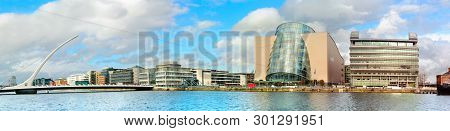Dublin, Ireland - February 1, 2017: Panoramic Image Of Convention Centre Dublin (ccd) And Samuel Bec