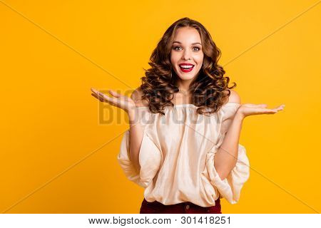 Portrait Nice Pretty Teen Teenager Astonished Impressed Incredible Information Ads Choice Decision S
