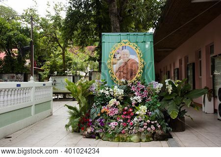 Highly Revered Monk Luang Phor Charan Thitathamm Picture Of Wat Amphawan Temple For Thai People Trav