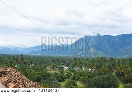 Hills And Farmlands Of South India - Tamilnadu Landscape . Beautiful Farmlands - A View From The Hil