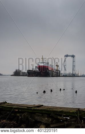 Dock