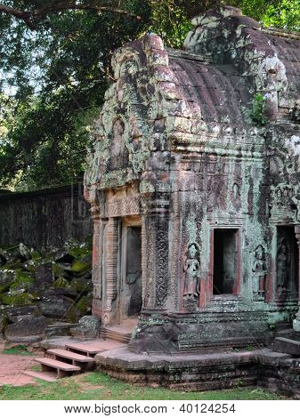 Vstup do jednoho z chrámů Angkor Wat