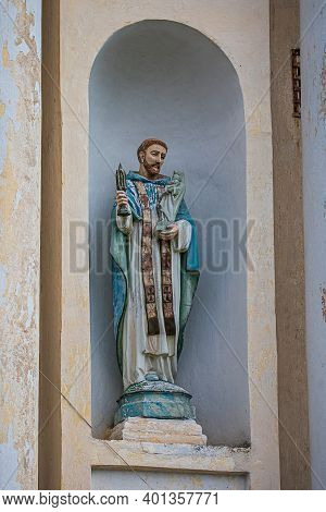 Sumskas, Lithuania - September 23, 2017: Facade Decoration With Reliefs And Sculptures Of Saints On 
