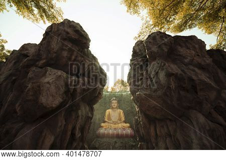 Big Buddha Statue In The Cave At Wat Lak Si Rat Samoson, Samut Sakorn, Thailand.