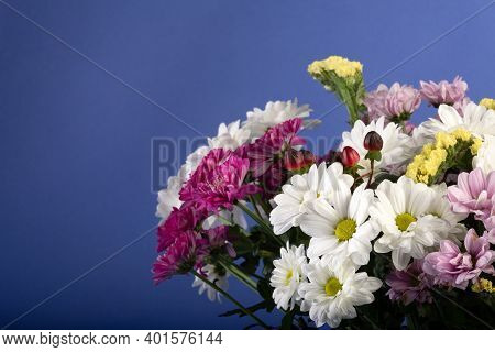 Clorfull Mix Flowers Bouquet Studio Shot On Blue Background