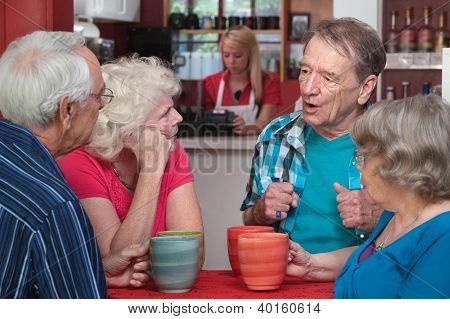 Anziani In conversazione