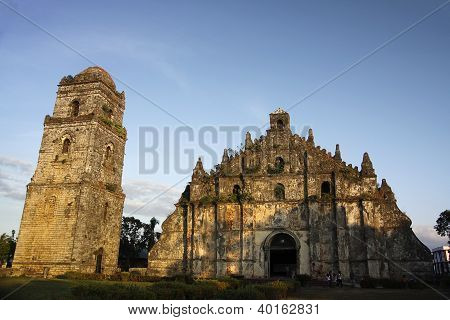 Paoay 스페인어 콜로니얼 교회