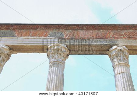 Colonne di San Lorenzo, Milan