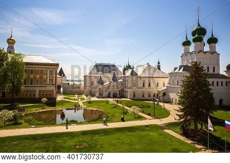 Rostov, Yaroslavl Region, Russia - May 12, 2019: Picturesque View Of Courtyard Of Rostov Kremlin. Pe