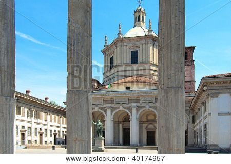 San Lorenzo kirken, Milan