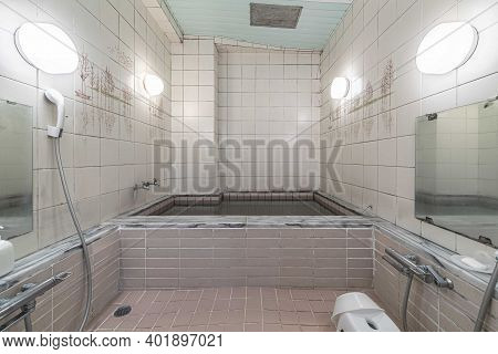 Shower And Bathtub In Old Japanese Style Bath