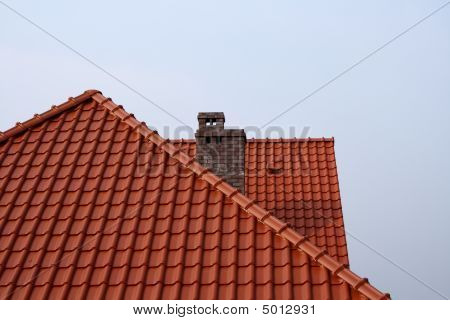 Střecha s komínem