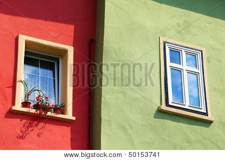 รายละเอียดงานสถาปัตยกรรมในเมืองยุคกลาง Sighisoara ทรานซิลเวเนีย โรมาเนีย