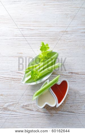 Celery Dippen