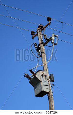 Nagyfeszültségű elektromos transzformátor