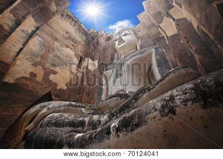Buddha Statue Against Sunbeam At Sukhothai