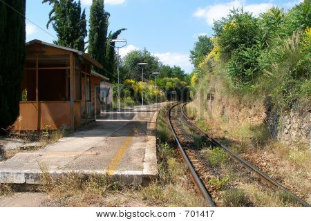 Tren İstasyonu
