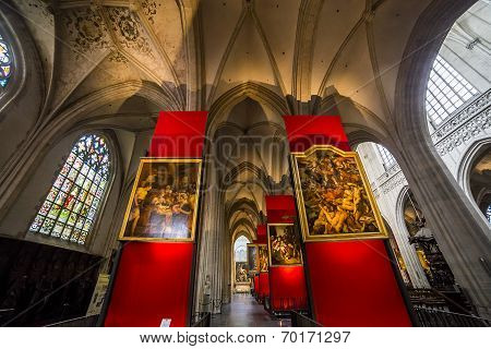 Interiors of Notre dame d'Anvers cathedral, Anvers, Belgium