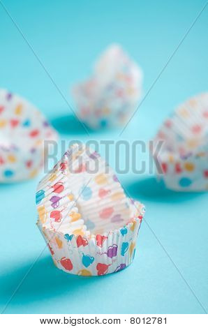 Colour paper tartlets