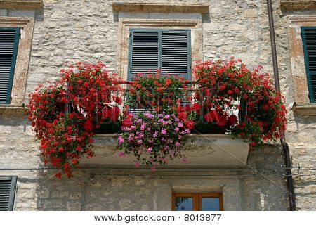 Italian balcony