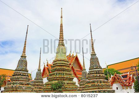Pagoda dorada