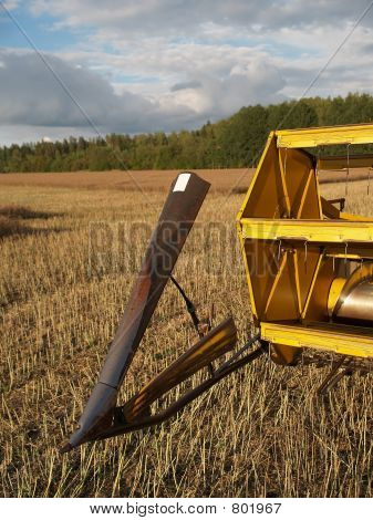 Kombajn – thresher szczegóły czterech