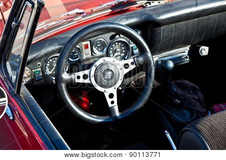 Beautiful Oldtimer Take Place In The Mtk Classics 2011 To Support The Politician Cyriax