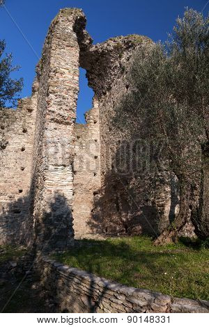 Grottoes Of Catullus In Sirmione, Italy