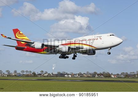 Amsterdam Airport Schiphol - Boeing 747 Of Yangtze River Express Lands
