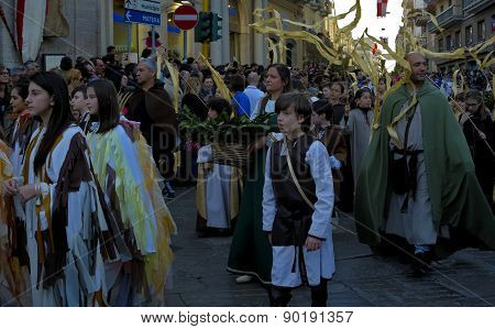 Middle Federicus Festival which takes place in Altamura in Apulia
