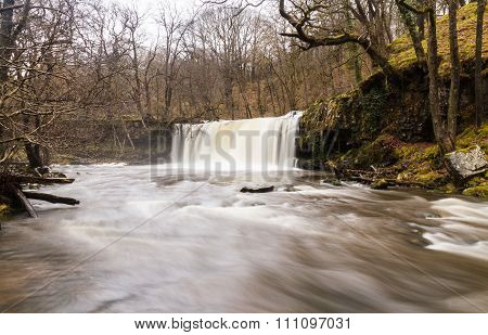Sgwd Ddwli Uchaf Waterfall. On The River Nedd Fechan South Wales, Uk Winter.