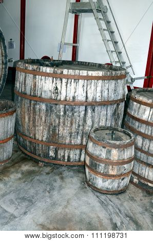 Wine fermentation process in wine carboys