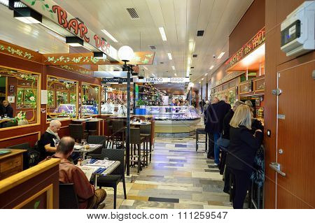 GENEVA, SWITZERLAND - NOVEMBER 18, 2015: interior of La Halle de Rive. Halle de Rive is indoor food market in Geneve, Switzerland.