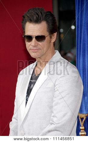 Jim Carrey at the Los Angeles premiere of 'The Incredible Burt Wonderstone' held at the TCL Chinese Theater in Los Angeles, United States, 11/03/2013. 
