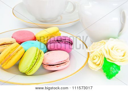 Sweet and Colourful French Macaroons