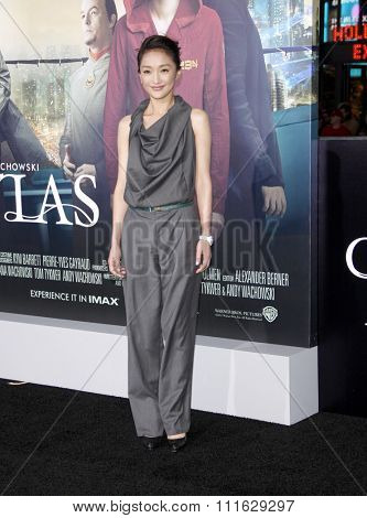 Xun Zhou at the Los Angeles premiere of 