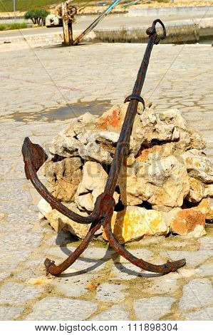 An anchor at the Bensafrim river in Lagos harbour