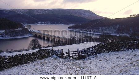 Ladybower。