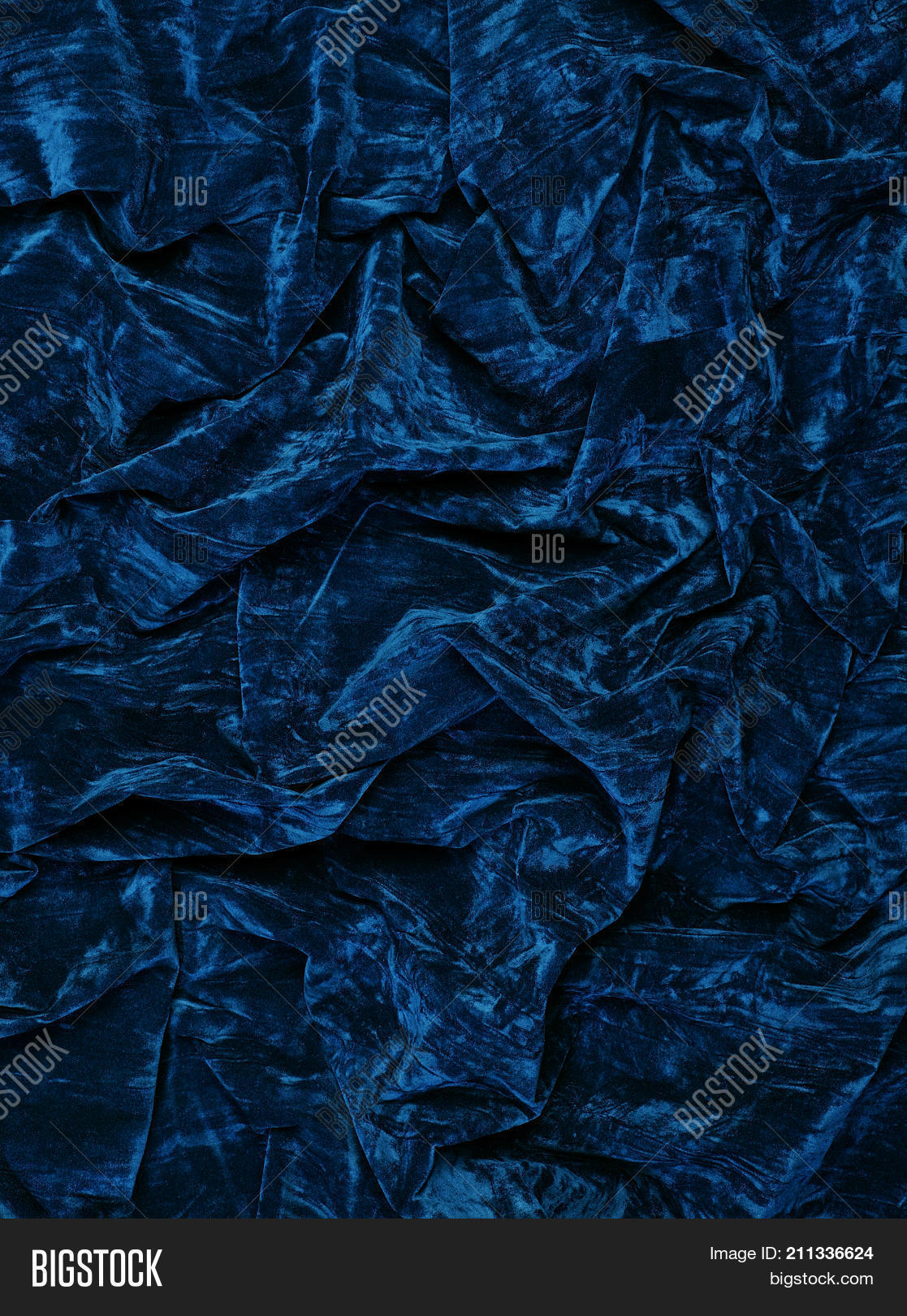 Details 75+ blue velvet wallpaper best in.cdgdbentre
